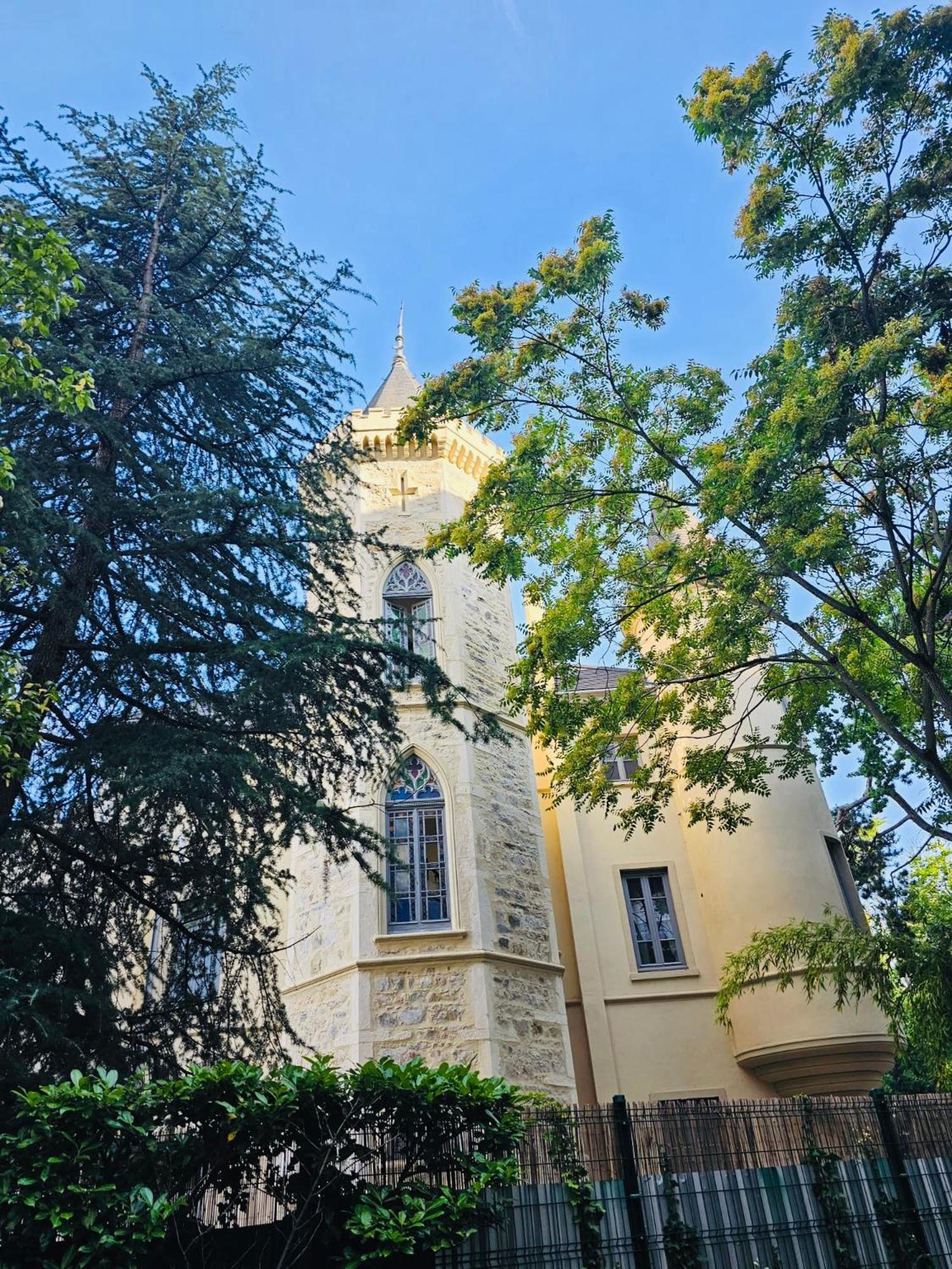 Chateau Grandclement Lyon Villeurbanne Niveau Rdc - Tresor Cache En Ville Avec Vue Piscine Et Parc Eksteriør billede